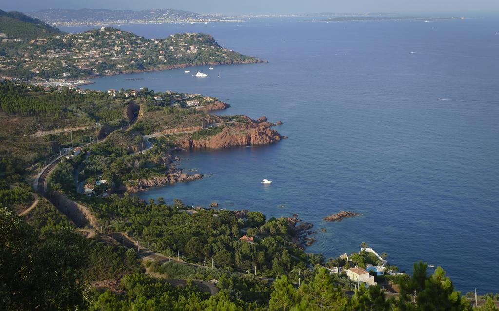 Cap Esterel Garden Flat Saint-Raphaël Esterno foto