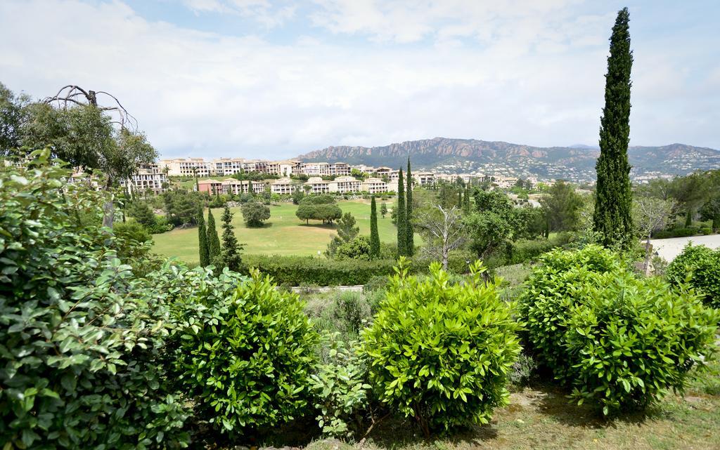 Cap Esterel Garden Flat Saint-Raphaël Esterno foto